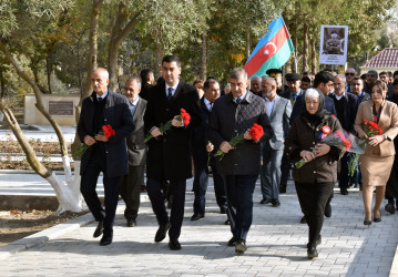 Şirvanda Vətən müharibəsinin şəhidi Ramil Vüqarəddin oğlu Əliyevin anım günü qeyd edilib.