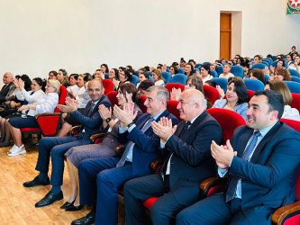 Şirvanda 1 - İyun Uşaqların Beynəlxalq Müdafiəsi Günü münasibətilə tədbir təşkil olunub.
