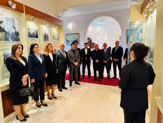 Şirvanda 18 oktyabr – Müstəqilliyin Bərpası Günü qeyd edilib.