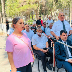 Şirvan Şəhər İcra Hakimiyyətinin başçısı İlqar Abbasov sakinlərlə növbəti səyyar görüş keçirib.