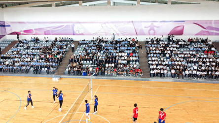 Şirvanda yeniyetmə voleybolçularla görüş keçirilib.