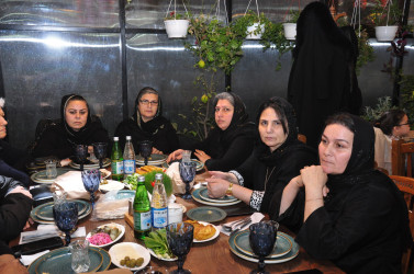 Şirvanda Beynəlxalq Qadınlar Günü münasibətilə şəhid anaları ilə görüş keçirilib, onlar üçün iftar süfrəsi təşkil olunub.