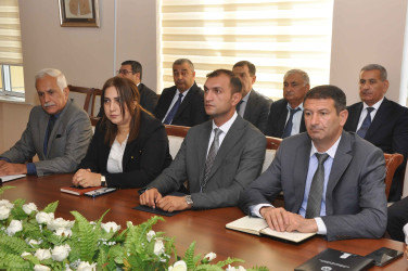 Şirvan Şəhər İcra Hakimiyyətinin başçısı İlqar Abbasov vətəndaş qəbulu keçirib.