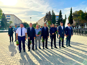 Şirvanda Ümummilli lider, Ulu Öndər Heydər Əliyevin anadan olmasının 102-ci ildönümü münasibətilə xatirəsi anılıb.