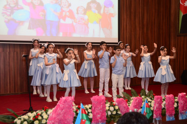 1 – İyun Uşaqların Beynəlxalq Müdafiəsi Günü Şirvan şəhərində silsilə tədbirlə qeyd edilib.