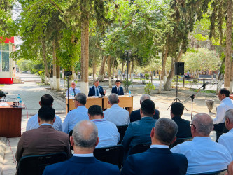 Şirvan Şəhər İcra Hakimiyyətinin başçısı İlqar Abbasov sakinlərlə növbəti səyyar görüş keçirib.