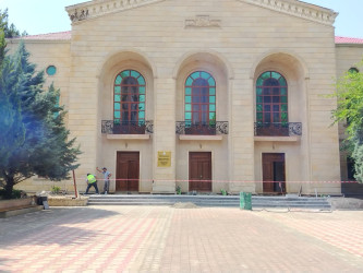 Şirvanda “Şəhərsalma və Memarlıq İli” çərçivəsində görülən abadlıq işləri davam etdirilir.