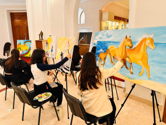 Şirvanda Dövlət Suverenliyi Günü qeyd edilib.