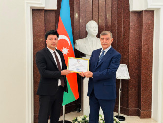 Şirvanda dövlət qulluqçularının peşə bayramı qeyd edilib.