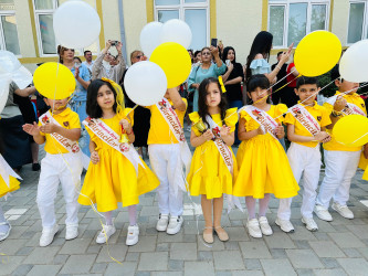 Şirvan Şəhər İcra Hakimiyyətinin başçısı İlqar Abbasov “Son zəng” tədbirində iştirak edib.