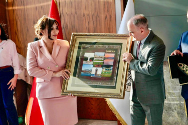 Şirvan nümayəndə heyəti Türkiyədə keçirilən 486-cı Beynəlxalq Manisa Mesir Macunu Festivalında iştirak edib.
