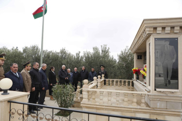 Vətən müharibəsi şəhidi Elnur Qarayevin anım günü qeyd edilib.