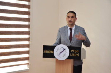 “Dövlət idarəçiliyində Azərbaycan ədəbi dilinin düzgün tətbiq olunması” mövzusunda tədbir keçirilib.