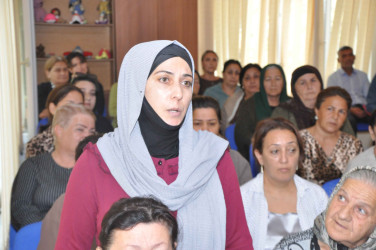 Şirvanda vətəndaşlarla növbəti görüş keçirilib.