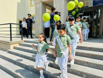 Şirvan Şəhər İcra Hakimiyyətinin başçısı İlqar Abbasov “Son zəng” tədbirində iştirak edib.