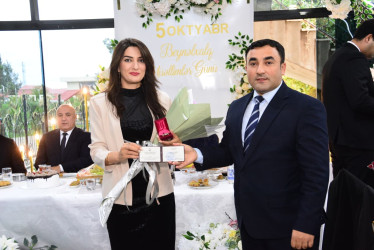 Şirvanda 5 oktyabr – Beynəlxalq Müəllimlər Günü qeyd edilib.