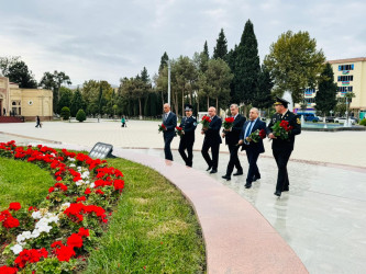 Şirvanda 18 oktyabr – Müstəqilliyin Bərpası Günü qeyd edilib.