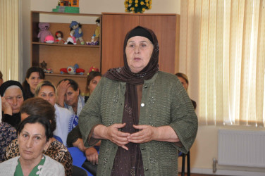 Şirvanda vətəndaşlarla növbəti görüş keçirilib.