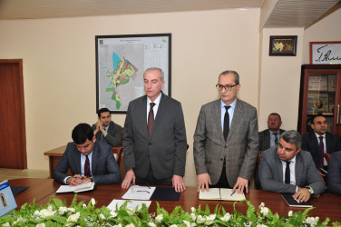 Şirvan Səhər İcra Hakimiyyətinin başçısı İlqar Abbasov vətəndaş qəbulu keçirib.