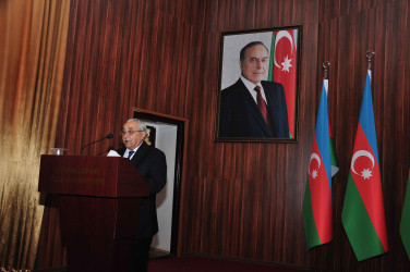 Şirvanda Ümummilli lider, Ulu Öndər Heydər Əliyevin anadan olmasının 103 illiyinə həsr olunmuş tədbir keçirilib.