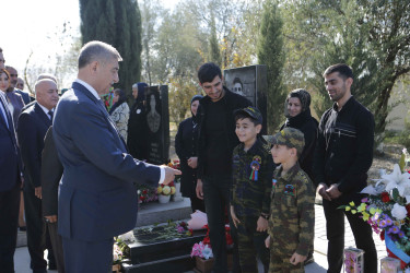 Şirvanda Zəfər Günü Şəhidlər Xiyabanı ziyarət olunub