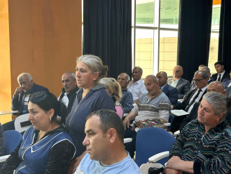 Şirvan Şəhər İcra Hakimiyyətinin başçısı İlqar Abbasov növbəti səyyar görüş keçirib.