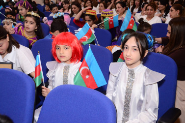 1 – İyun Uşaqların Beynəlxalq Müdafiəsi Günü Şirvan şəhərində silsilə tədbirlə qeyd edilib.