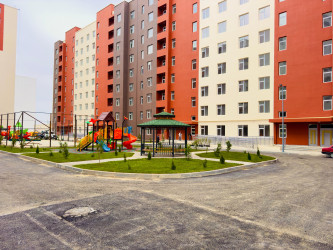 Şəhər İcra Hakimiyyətinin başçısı İlqar Abbasov  MİDA “Yeni Şirvan” Yaşayış Kompleksində görülən işlərin gedişi ilə tanış olub.