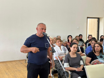 Şirvan Şəhər İcra Hakimiyyətinin başçısı İlqar Abbasov növbəti səyyar görüş keçirib.