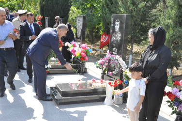 Şəhid polkovnik-leytenant Rəşad Hüseynovun xatirəsi anılıb.