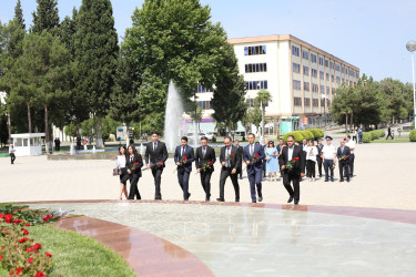 Şirvanda dövlət qulluqçularının peşə bayramı qeyd edilib.