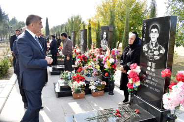 Şirvan Şəhər İcra Hakimiyyətinin başçısı ənənəvi olaraq bu ayın sonuncu cümə axşamı da şəhid ailələri ilə görüşüb.