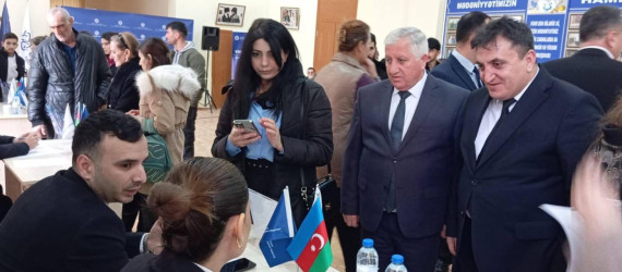 Şirvanda əmək yarmarkası təşkil olunub.