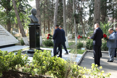 İyulun 17-də Şirvan şəhərində Kürovdağ neft yatağının istismarının 70 illik yubileyinə həsr olunmuş tədbir keçirilib.