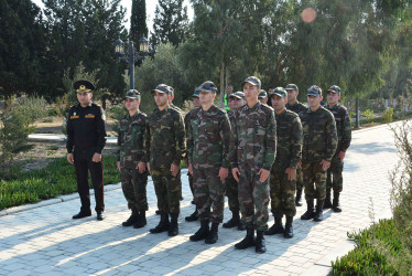 Şirvanda Zəfər Günü münasibətilə Şəhidlər Xiyabanı ziyarət olunub.