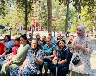 Şirvan Şəhər İcra Hakimiyyətinin başçısı İlqar Abbasov sakinlərlə növbəti səyyar görüş keçirib.