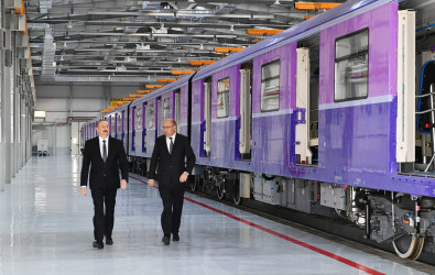 İlham Əliyev Bakı Metropoliteninin “Xocəsən” elektrik deposunun və stansiyasının açılışında iştirak edib