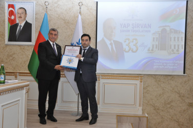 Yeni Azərbaycan Partiyası Şirvan şəhər təşkilatının təsis olunmasının 33 illiyinə həsr olunmuş tədbir keçirilib.