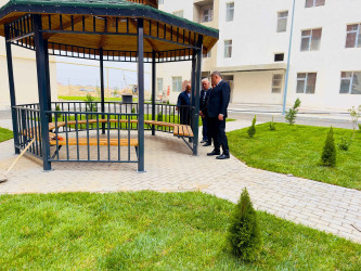 Şəhər İcra Hakimiyyətinin başçısı İlqar Abbasov  MİDA “Yeni Şirvan” Yaşayış Kompleksində görülən işlərin gedişi ilə tanış olub.