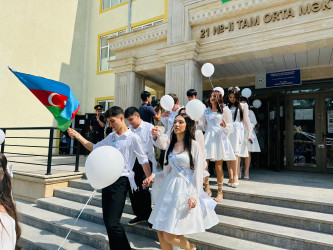 Şirvan Şəhər İcra Hakimiyyətinin başçısı İlqar Abbasov “Son zəng” tədbirində iştirak edib.