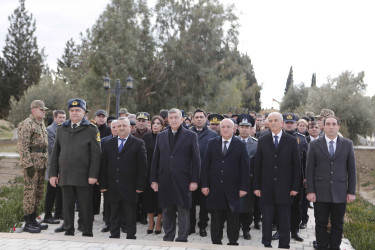 Şirvanda 20 Yanvar faciəsinin 35-ci ildönümü münasibətilə ümumşəhər tədbiri keçirilib.