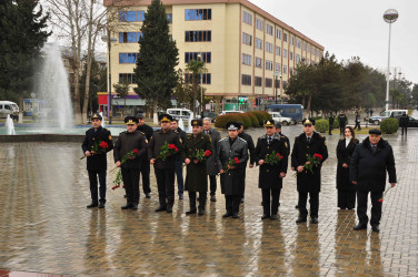 20 Yanvar faciəsinin 36-cı ildönümü Şirvan şəhərində silsilə tədbirlərlə qeyd olunub.