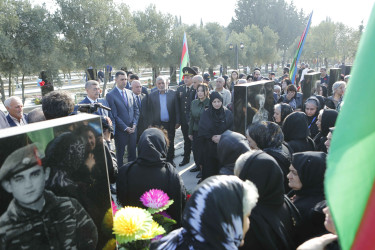 Vətən müharibəsi şəhidi Ramil Əliyevin anım günü qeyd edilib.