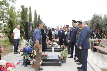 Azərbaycan Respublikasının Silahlı Qüvvələri tərəfindən Qarabağ iqtisadi rayonunda keçirilən lokal xarakterli antiterror tədbirləri zamanı ordumuzun şəhid olmuş hərbi qulluqçusu, polkovnik-leytenant Rəşad Hüseynovun il mərasimi keçirilib.