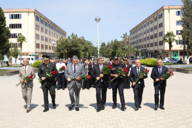 Şirvanda dövlət qulluqçularının peşə bayramı qeyd edilib.