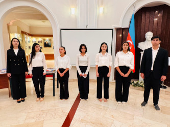 Şirvanda 18 oktyabr – Müstəqilliyin Bərpası Günü qeyd edilib.