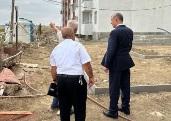 “Yeni Şirvan” Yaşayış Kompleksinin tikinti işləri sürətlə davam etdirilir.