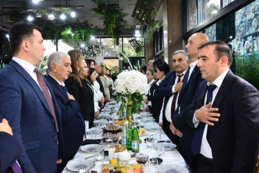 Şirvanda 5 oktyabr – Beynəlxalq Müəllimlər Günü qeyd edilib.