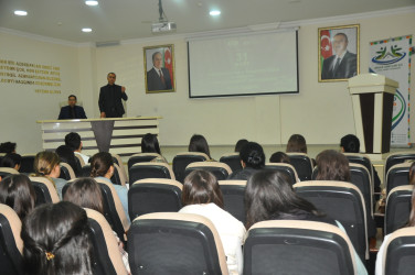 31 mart - Azərbaycanlıların Soyqırım Gününə həsr olunmuş “Tarix unudulmur” adlı anım tədbiri keçirilib.