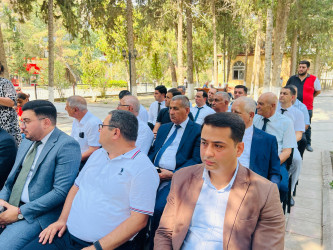 Şirvan Şəhər İcra Hakimiyyətinin başçısı İlqar Abbasov sakinlərlə növbəti səyyar görüş keçirib.